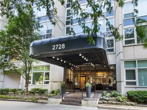 2728 North Hampden Court Chicago IL 60614