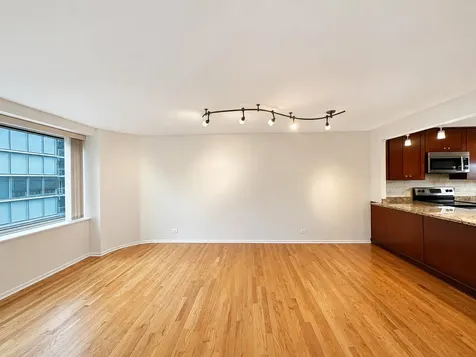 211 East Ohio Street Chicago IL 60611