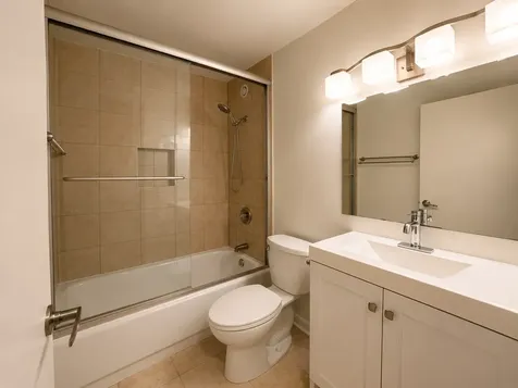 211 East Ohio Street Chicago IL 60611