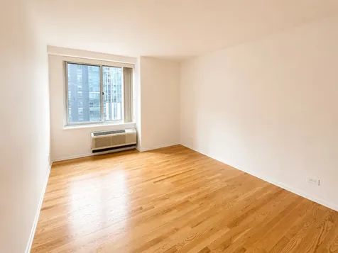 211 East Ohio Street Chicago IL 60611