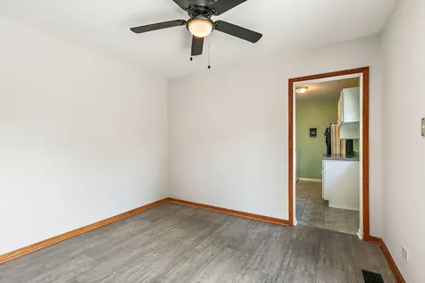 7798 Kingsbury Drive Hanover Park IL 60133