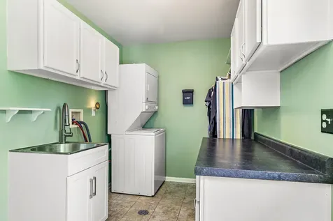 7798 Kingsbury Drive Hanover Park IL 60133