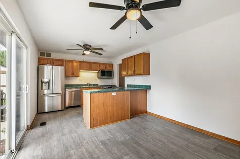 7798 Kingsbury Drive Hanover Park IL 60133