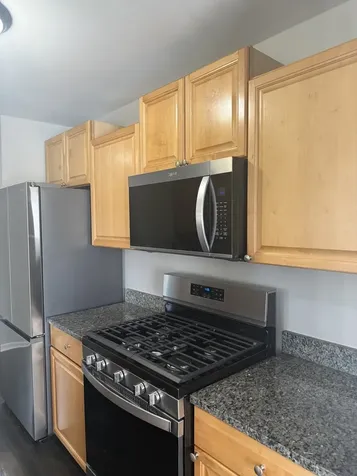 1919 Prairie Square Schaumburg IL 60173