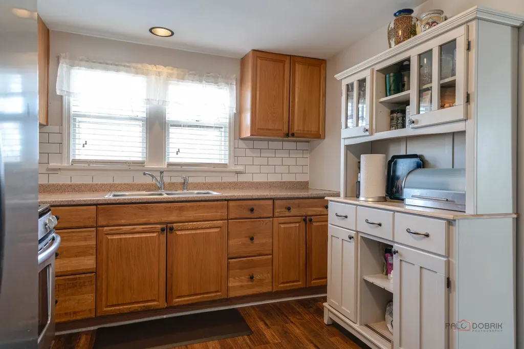 43250 North Lakeside Drive Antioch IL 60002