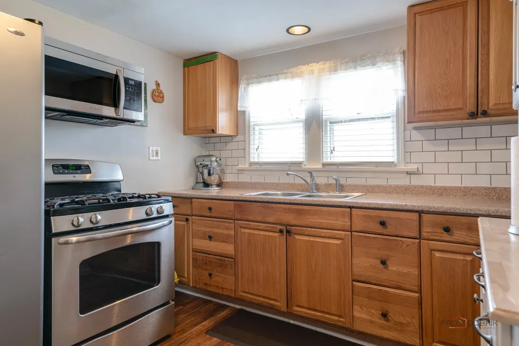 43250 North Lakeside Drive Antioch IL 60002