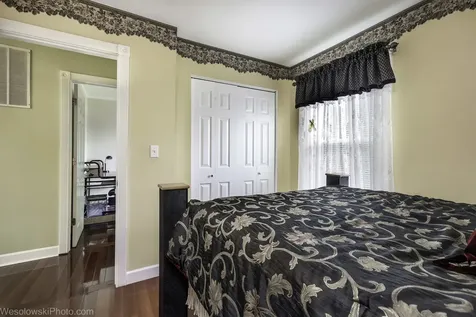 886 Quincy Court Island Lake IL 60042