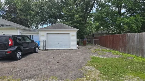 602 South Vicksburg Street Marion IL 62959