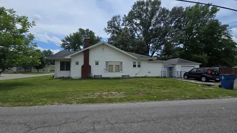 602 South Vicksburg Street Marion IL 62959