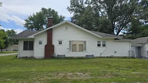 602 South Vicksburg Street Marion IL 62959