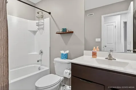 844 Briar Glen Court Hampshire IL 60140