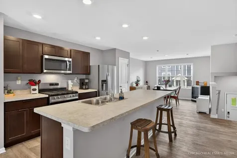 844 Briar Glen Court Hampshire IL 60140