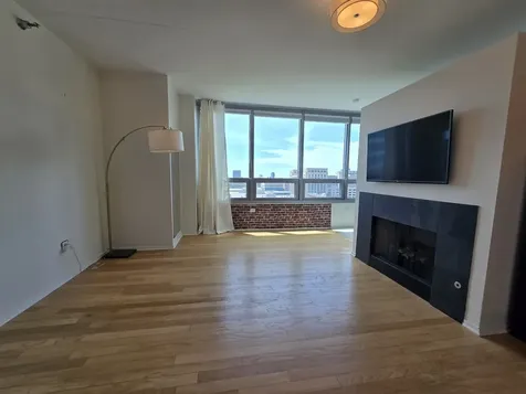 701 South Wells Street Chicago IL 60607