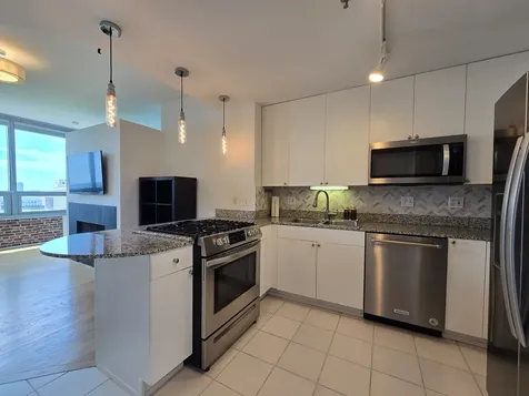 701 South Wells Street Chicago IL 60607