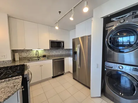 701 South Wells Street Chicago IL 60607