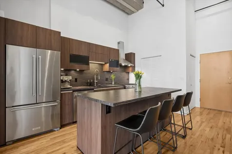 758 North Larrabee Street Chicago IL 60654