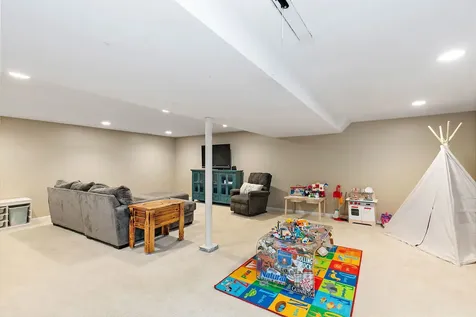 48 Park Avenue Cary IL 60013