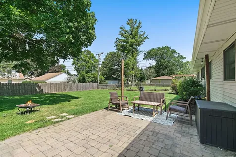 48 Park Avenue Cary IL 60013