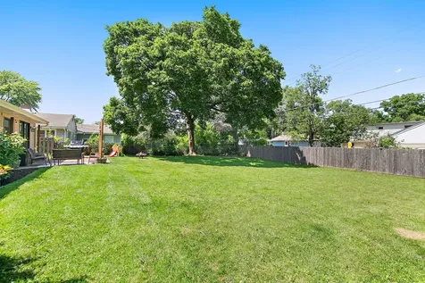 48 Park Avenue Cary IL 60013