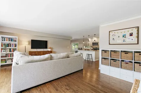 48 Park Avenue Cary IL 60013