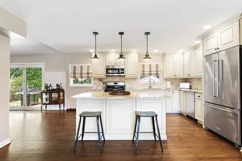 48 Park Avenue Cary IL 60013