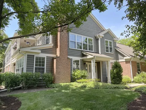 112 Harvard Court Glenview IL 60025