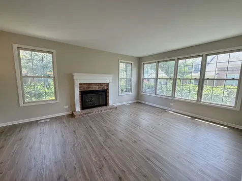 112 Harvard Court Glenview IL 60025