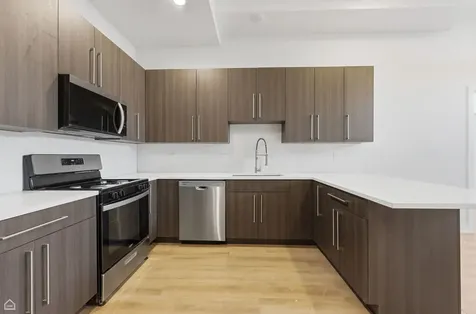 2839 West Belmont Avenue Chicago IL 60618