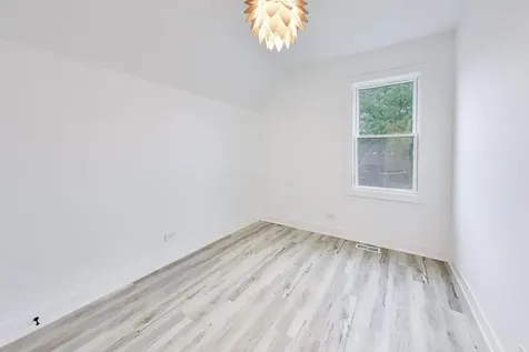 544 North Leamington Avenue Chicago IL 60644