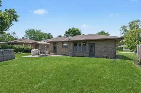 1108 Alann Drive Joliet IL 60435