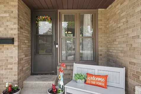 1108 Alann Drive Joliet IL 60435
