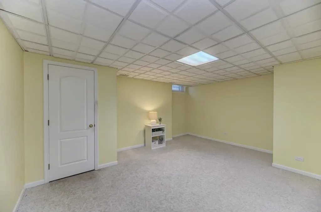 1500 Royal Oak Road Darien IL 60561