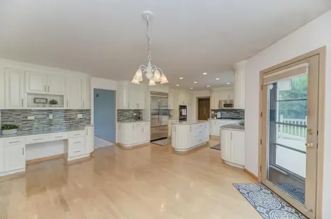 1500 Royal Oak Road Darien IL 60561
