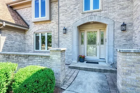 1500 Royal Oak Road Darien IL 60561