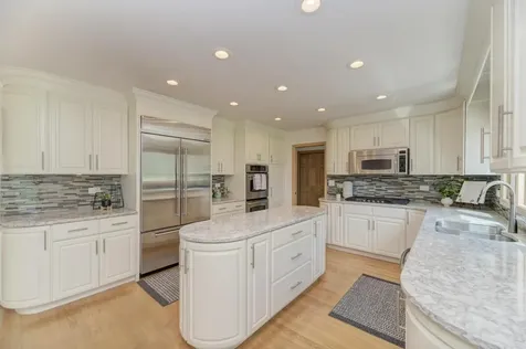 1500 Royal Oak Road Darien IL 60561