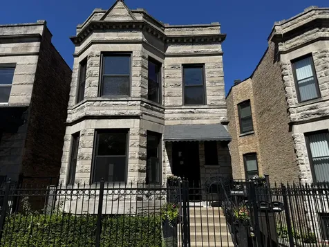 2424 North Mozart Street Chicago IL 60647