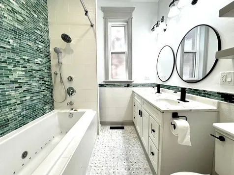 2424 North Mozart Street Chicago IL 60647