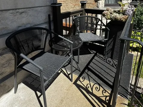 2424 North Mozart Street Chicago IL 60647