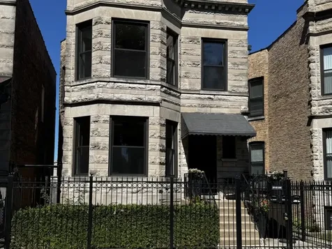 2424 North Mozart Street Chicago IL 60647