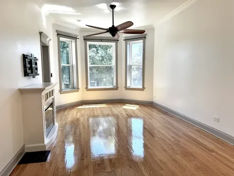 2424 North Mozart Street Chicago IL 60647