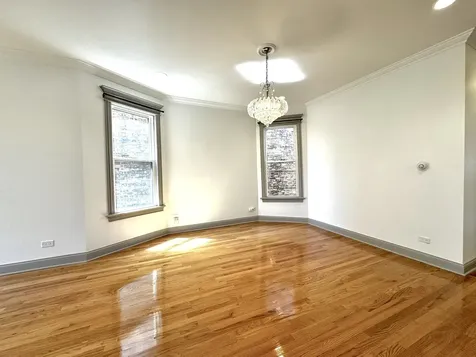 2424 North Mozart Street Chicago IL 60647