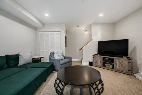 1742 North Bissell Street Chicago IL 60614