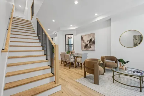 433 East 46th Place Chicago IL 60653