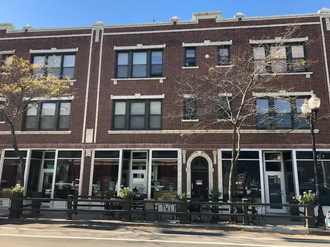 4630 North Lincoln Avenue Chicago IL 60625