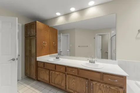 10536 Brookridge Court Frankfort IL 60423