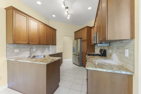 10536 Brookridge Court Frankfort IL 60423