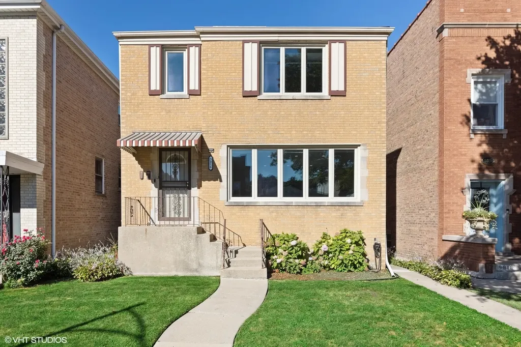 5016 North Mango Avenue Chicago IL 60630