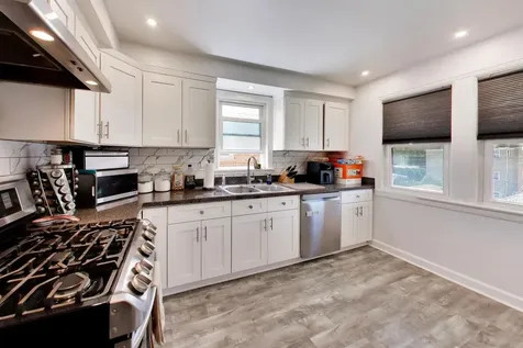 5016 North Mango Avenue Chicago IL 60630