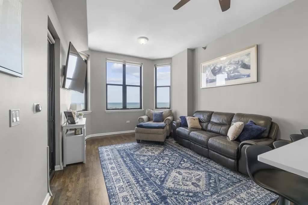 1464 South Michigan Avenue Chicago IL 60605