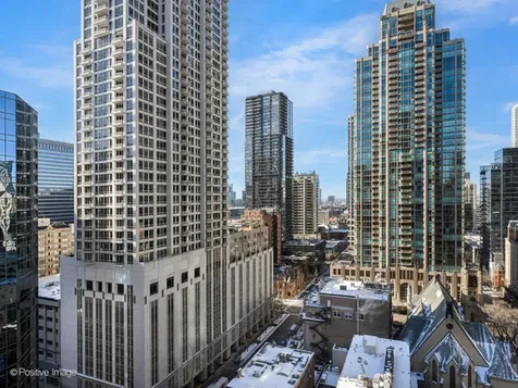 118 East Erie Street Chicago IL 60611